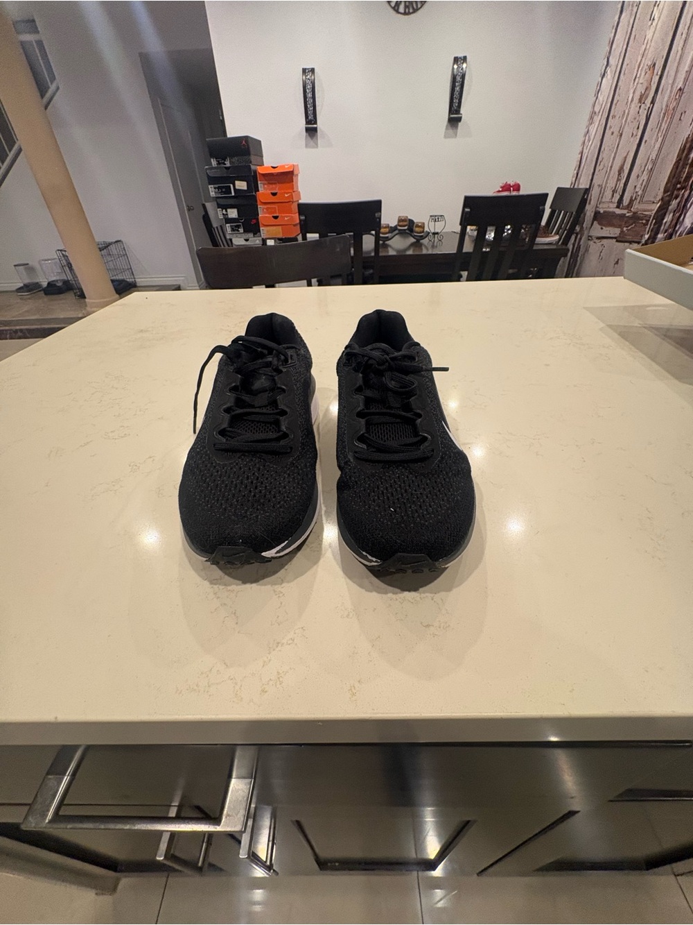 Men's Black Athletic Knit Running Shoes